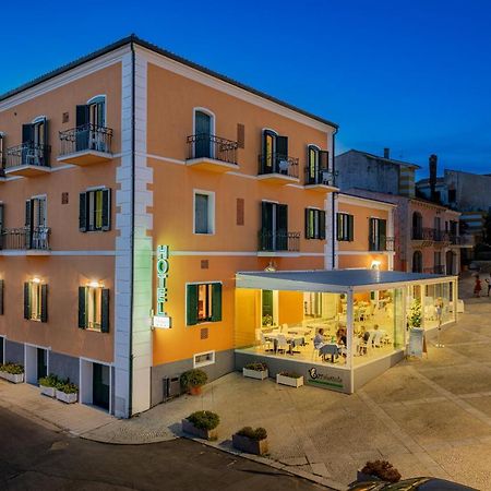 Hotel Marinaro Santa Teresa Gallura Ngoại thất bức ảnh