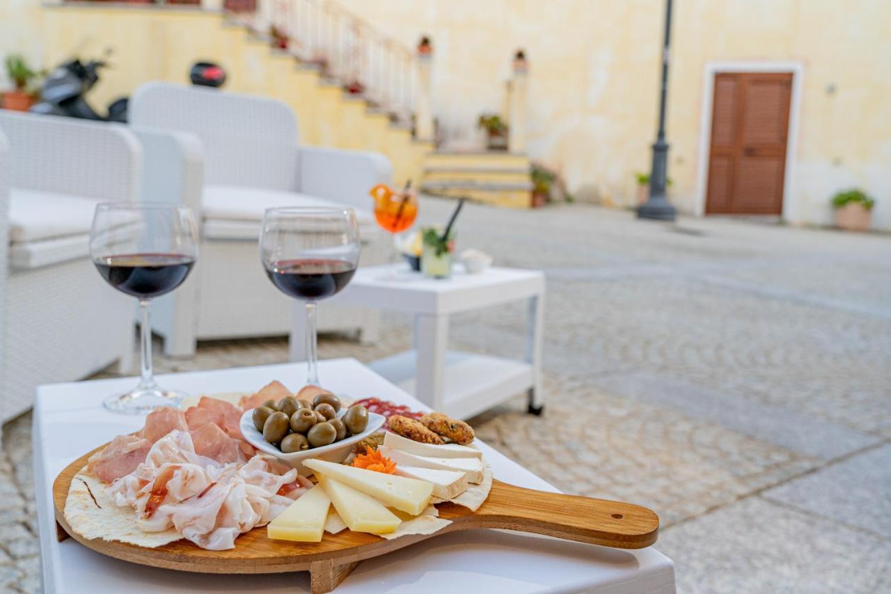 Hotel Marinaro Santa Teresa Gallura Ngoại thất bức ảnh