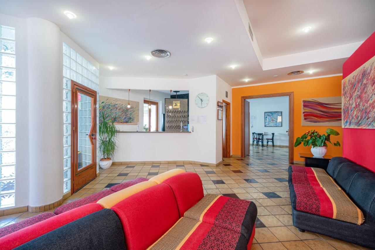 Hotel Marinaro Santa Teresa Gallura Ngoại thất bức ảnh