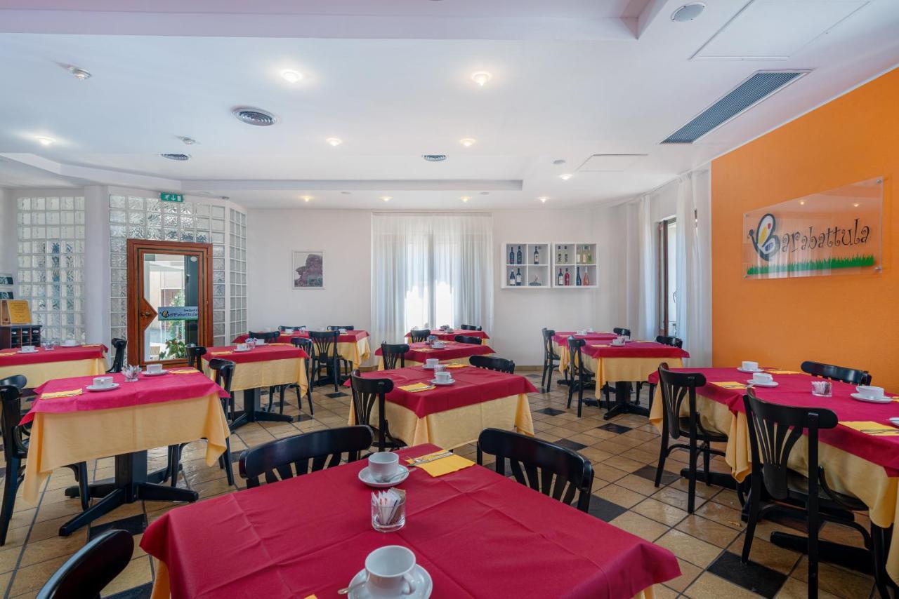Hotel Marinaro Santa Teresa Gallura Ngoại thất bức ảnh